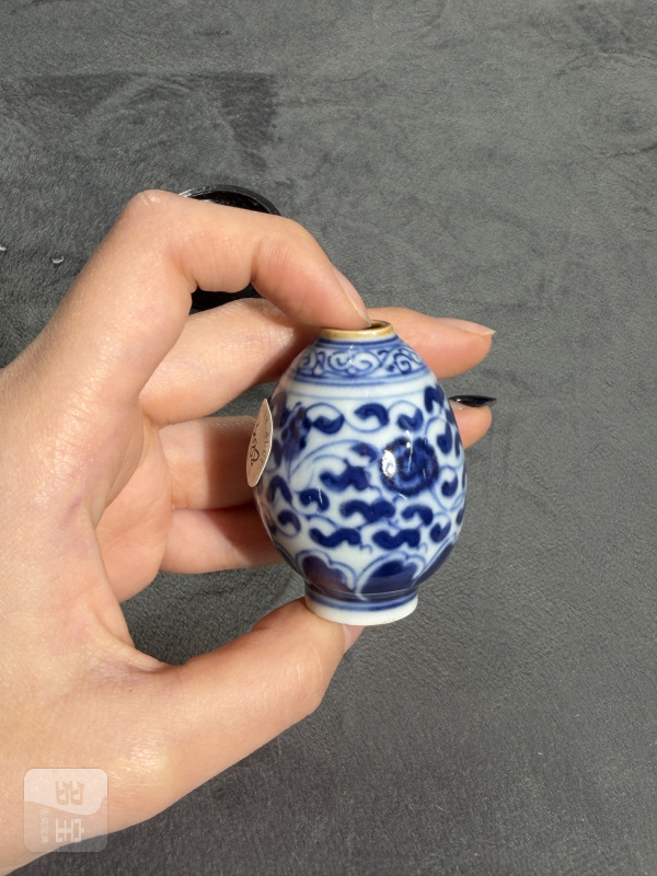 清早期青花缠枝莲纹小水盂（带木座） - 图4
